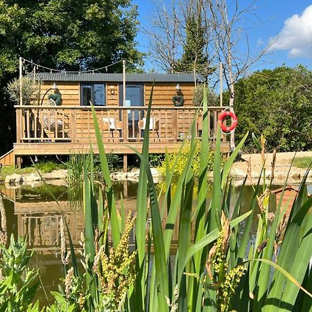 Rusty Duck Retreat Shepherds Hut Shedfield Bagian luar foto