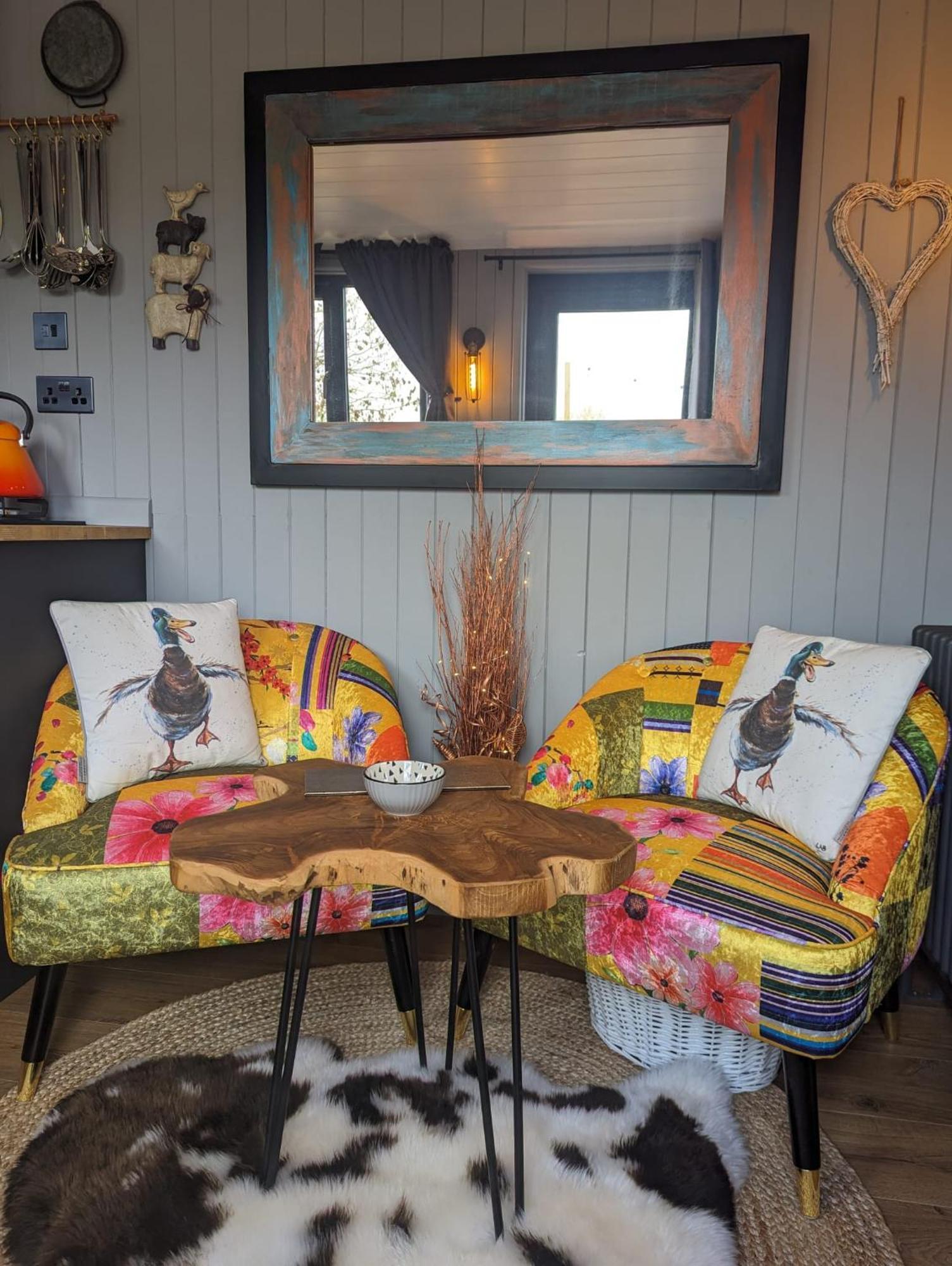 Rusty Duck Retreat Shepherds Hut Shedfield Bagian luar foto