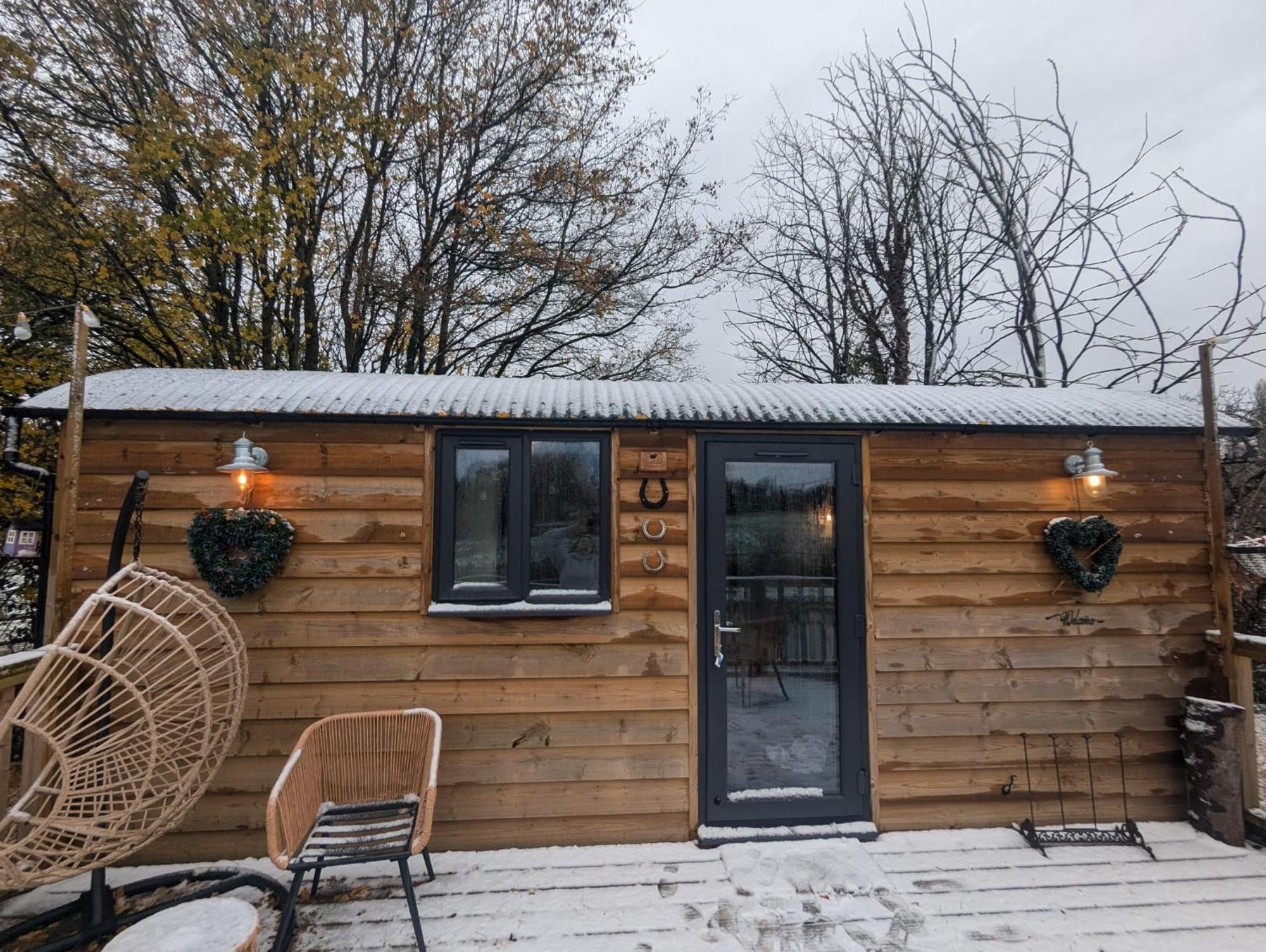 Rusty Duck Retreat Shepherds Hut Shedfield Bagian luar foto